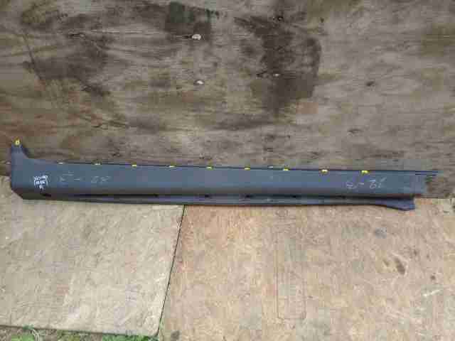 Изображение товара 1792 - 00001792 porog plastikovyj pravyj Volvo V50