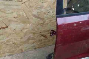 Изображение товара 1913 - 00001913 dver zadnyaya levaya Isuzu Rodeo 1