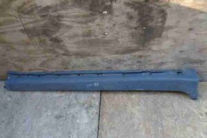 Изображение товара 1915 - 00001915 porog plastikovyj pravyj Volvo V50 1