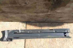 Изображение товара 1932 - 00001932 porog plastikovyj levyj 