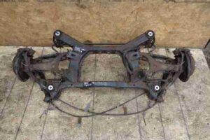 Изображение товара 1976 - 00001976 balka zadnyaya Peugeot 107