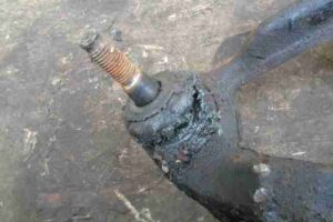 Изображение товара 2020 - 00002020 rychag perednij pravyj nizhnij Toyota Venza 2