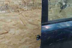 Изображение товара 2333 - 00002333 dver zadnyaya levaya Isuzu Rodeo 2