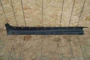 Изображение товара 2347 - 00002347 porog plastikovyj levyj Volvo V50 1