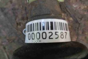 Изображение товара 2587 - 00002587 poluos perednyaya pravaya Pontiac Vibe 1