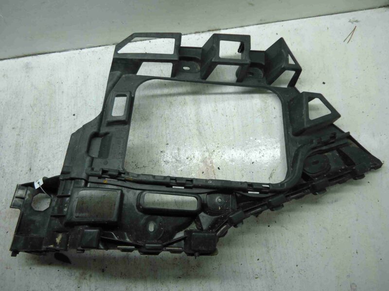 Изображение товара 2733 - 00002733 kronshtejn zadnego bampera Toyota Corolla Verso