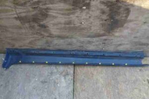 Изображение товара 2755 - 00002755 porog plastikovyj pravyj Volvo V50 2