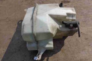 Изображение товара 2837 - 00002837 bachok omyvatelya Volvo V50 2
