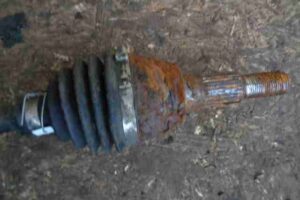 Изображение товара 2867 - 00002867 poluos zadnyaya levaya Pontiac Vibe 3