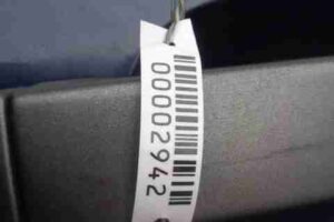 Изображение товара 2942 - 00002942 dver perednyaya pravaya Audi A8 1