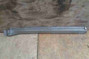 Изображение товара 3052 - 00003052 porog plastikovyj levyj Isuzu Rodeo 3