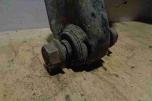 Изображение товара 3172 - 00003172 rychag perednij pravyj nizhnij Mercedes 609D 2