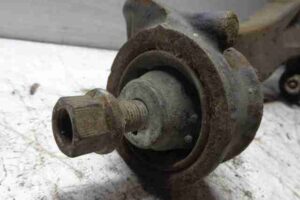 Изображение товара 3176 - 00003176 rychag perednij levyj nizhnij Toyota Corolla 3