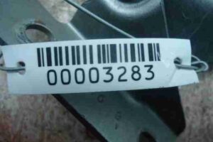 Изображение товара 3283 - 00003283 petlya kapota pravaya Peugeot 306 1