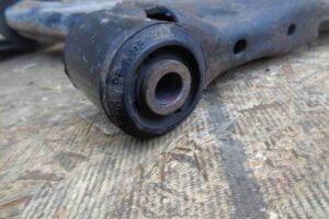 Изображение товара 3300 - 00003300 rychag perednij levyj nizhnij Citroen Berlingo 3