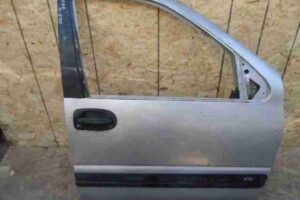 Изображение товара 3305 - 00003305 dver perednyaya pravaya Lincoln Navigator