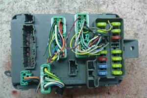 Изображение товара 3535 - 00003535 blok predokhranitelej Volkswagen Amarok