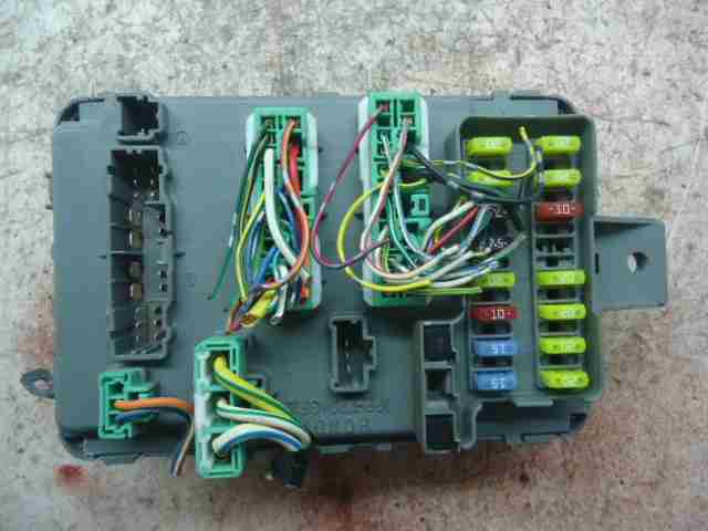 Изображение товара 3535 - 00003535 blok predokhranitelej Volkswagen Amarok