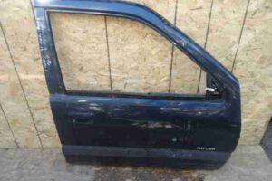 Изображение товара 3585 - 00003585 dver perednyaya pravaya Mercedes 609D