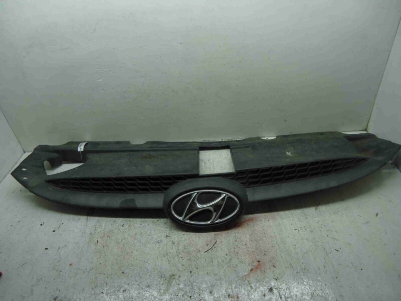 Изображение товара 3783 - 00003783 reshetka radiatora Mercedes CLA