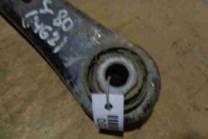 Изображение товара 3914 - 00003914 rychag zadnij pravyj Volvo 440 1