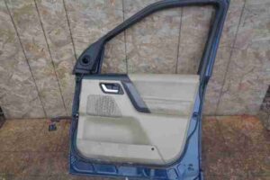 Изображение товара 3927 - 00003927 dver perednyaya pravaya Audi A8 1