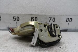 Изображение товара 4075 - 00004075 zamok dveri zadnej pravoj Audi 80 1