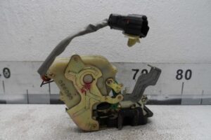 Изображение товара 4075 - 00004075 zamok dveri zadnej pravoj Audi 80 3