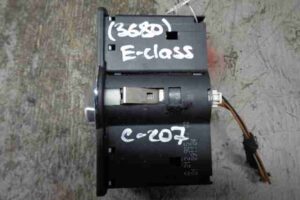 Изображение товара 4154 - 00004154 pereklyuchatel sveta Ford Maverick 1