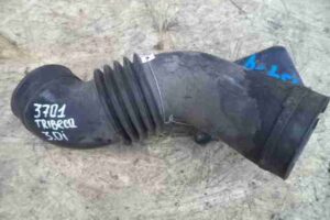 Изображение товара 4163 - 00004163 patrubok vozdushnogo filtra Peugeot 306 1