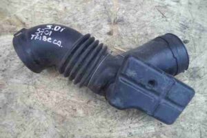 Изображение товара 4163 - 00004163 patrubok vozdushnogo filtra Peugeot 306 2