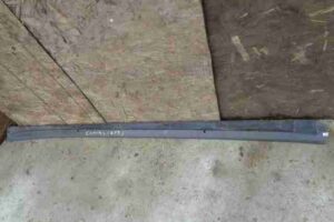 Изображение товара 4252 - 00004252 porog plastikovyj pravyj Subaru Impreza 1