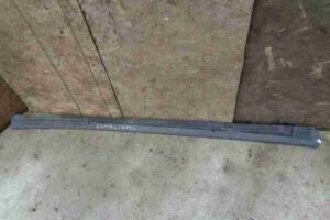 Изображение товара 4252 - 00004252 porog plastikovyj pravyj Subaru Impreza