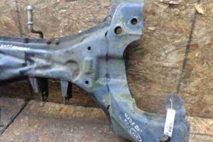 Изображение товара 4305 - 00004305 balka perednyaya Toyota Previa 2