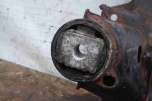 Изображение товара 4637 - 00004637 balka perednyaya Toyota Corolla Verso 3