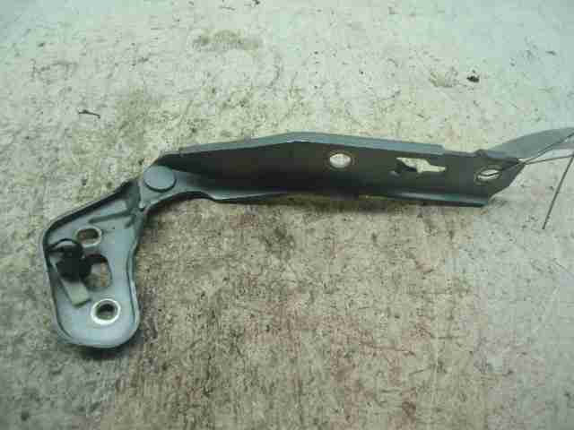 Изображение товара 4710 - 00004710 petlya kapota levaya