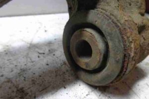 Изображение товара 4779 - 00004779 rychag perednij levyj nizhnij Toyota Corolla 2