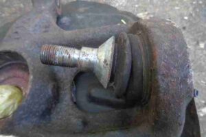 Изображение товара 4946 - 00004946 kulak povorotnyj levyj Ford Transit Connect 3