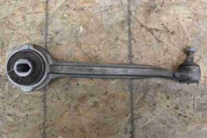 Изображение товара 4966 - 00004966 rychag perednij levyj nizhnij Ford Maverick 2