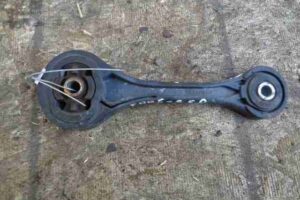 Изображение товара 5037 - 00005037 podushka krepleniya dvigatelya Peugeot 107