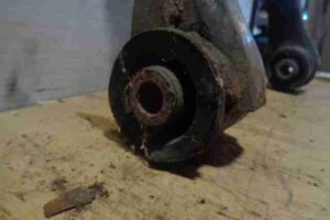 Изображение товара 5069 - 00005069 rychag zadnij levyj verkhnij Isuzu Rodeo 2