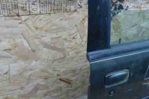 Изображение товара 5139 - 00005139 dver perednyaya pravaya Skoda Roomster 2