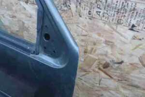 Изображение товара 5139 - 00005139 dver perednyaya pravaya Skoda Roomster 3