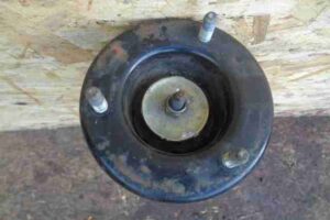 Изображение товара 5284 - 00005284 amortizator perednij pravyj Isuzu Rodeo 3