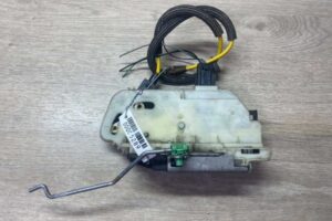 Изображение товара 5289 - 00005289 zamok dveri zadnej levoj Skoda Yeti