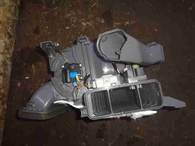 Изображение товара 5389 - 00005389 korpus otopitelya Pontiac TransSport