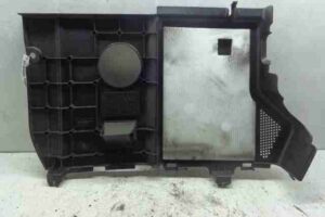 Изображение товара 5554 - 00005554 kryshka dvigatelya dekorativnaya BMW X1 2