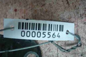 Изображение товара 5564 - 00005564 petlya kapota levaya Peugeot 107