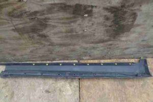 Изображение товара 5569 - 00005569 porog plastikovyj pravyj Volvo V50 3