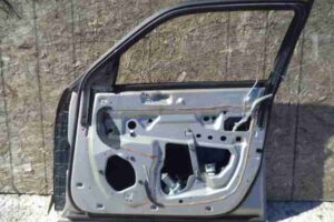 Изображение товара 5573 - 00005573 dver perednyaya pravaya 2